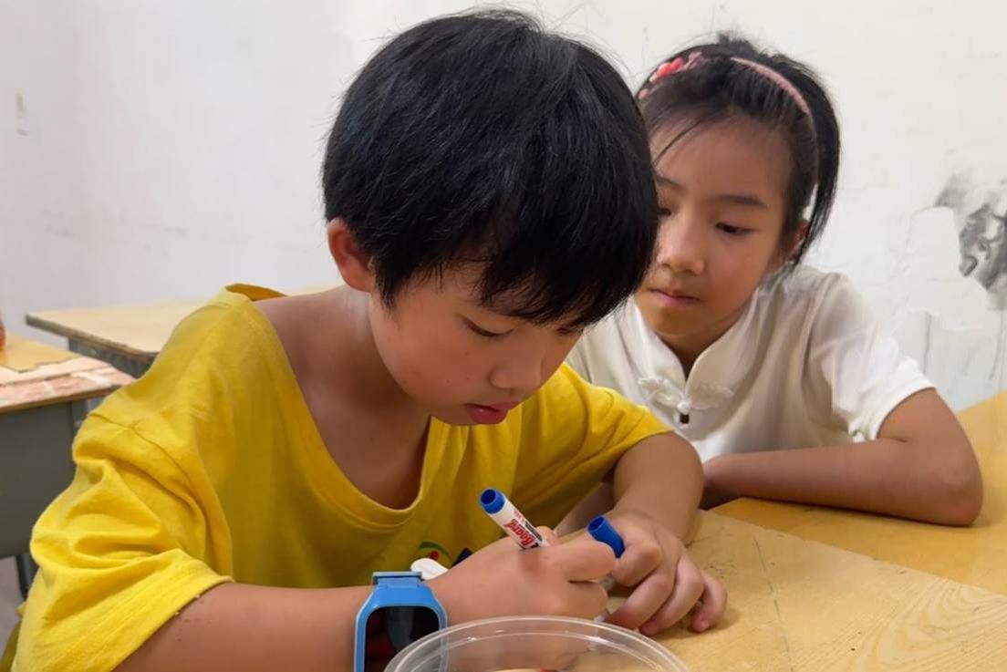 a051b2ff874df94ef74f7105f50c55c